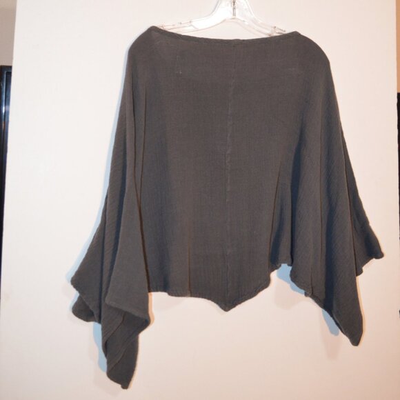Poncho with Sleeves Dark Grey Light Women's Top Not-Even Bottom Edges - Picture 2 of 7